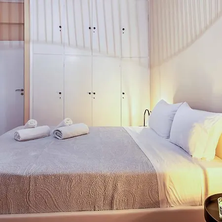 Platonos, Warm 2bedroom Athens